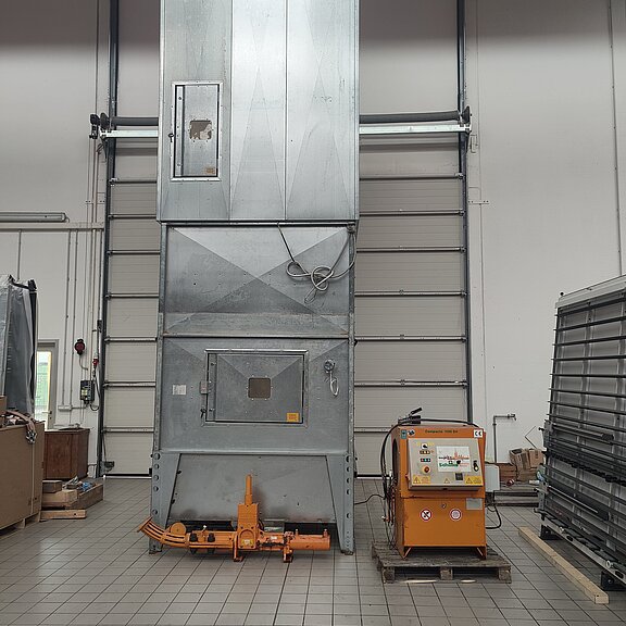 Schuko Brikettierpresse mit Filterstation / Filterhaus 21000m3