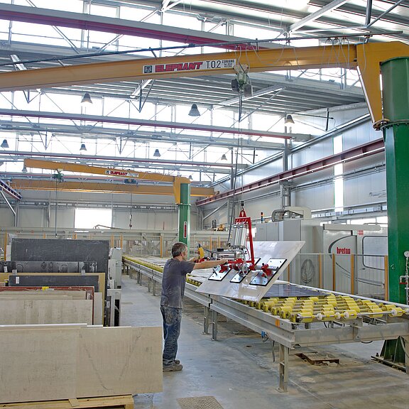 Radialkran mit 360° Umrundung