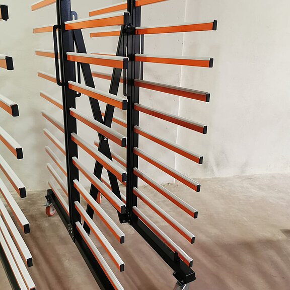 servitore - carrello essicazione verniciatura Kurt 7D