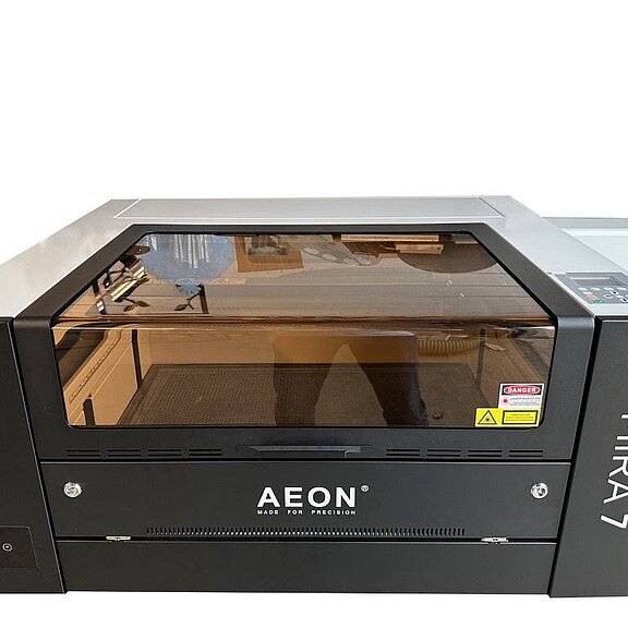 Macchina per incisione e taglio laser Aeon MIRA 7 Tipo 7045